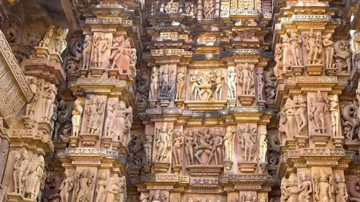 Sculpted walls of a Khajuraho temple