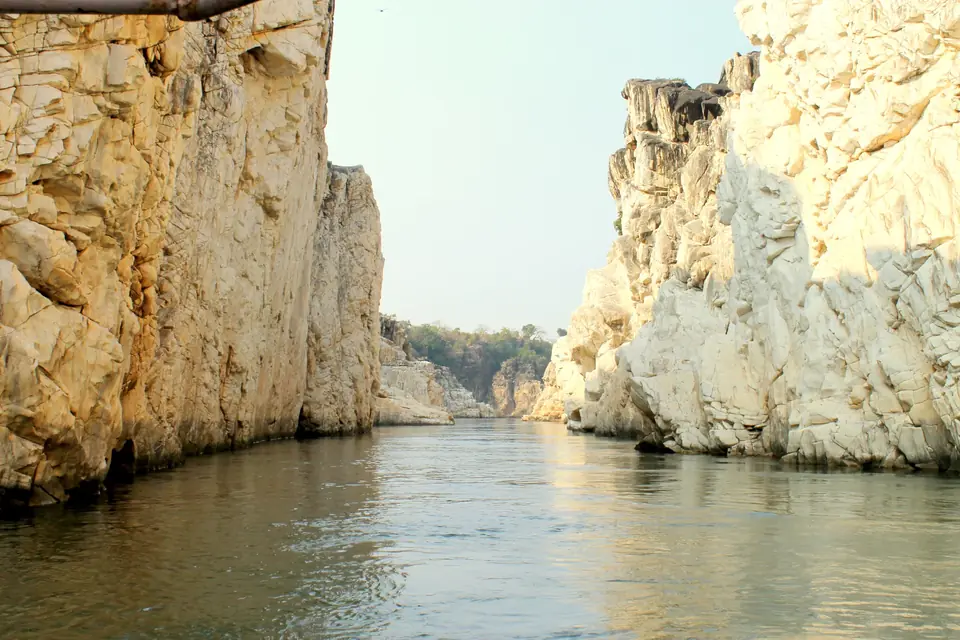 The Narmada river and the Marble Rocks at Bhedaghat near Jabalpur
