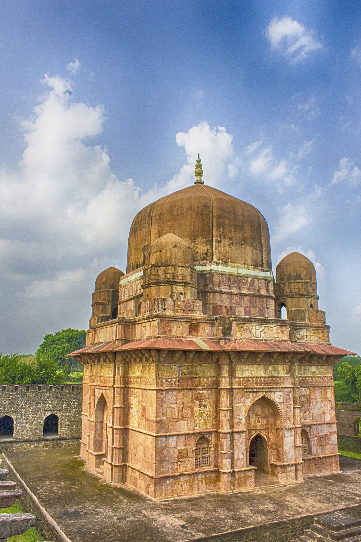 Darya Khan’s Tomb in Mandu · actual photograph